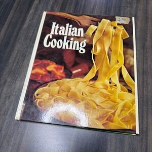 Vintage Italian Cooking‎ Cookbook 1972 Authentic Recipes Illustrated
